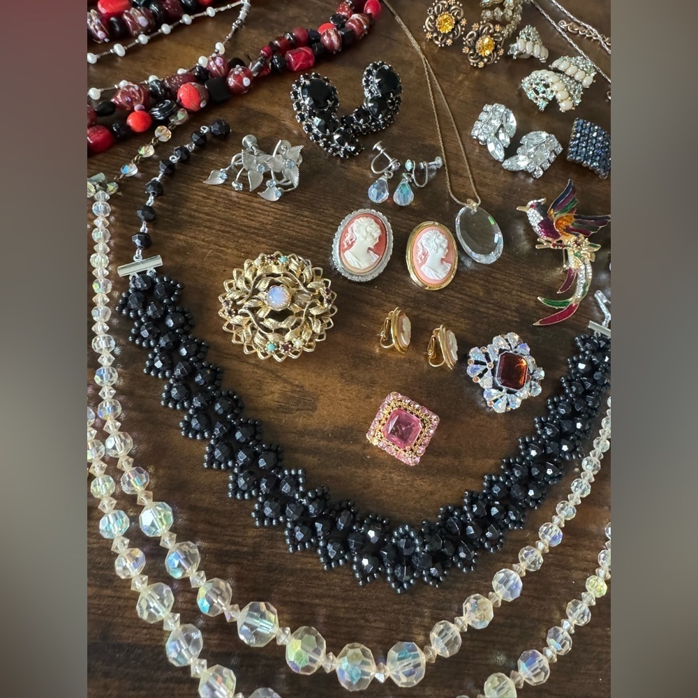 Vintage to Now Rhinestone Jewlery Lot Some Signed Czecho Trifari Coro Musi Sara - Picture 3 of 16